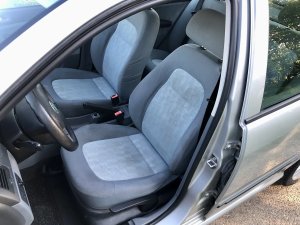 skoda-fabia-14i