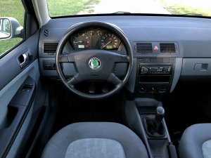 skoda-fabia-14i