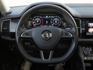skoda-kodiaq-140kw-4x4-dsg-style-plus