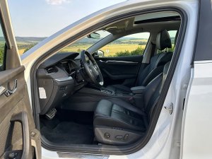 skoda-octavia-combi-20tdi-dsg-style