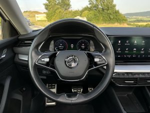 skoda-octavia-combi-20tdi-dsg-style