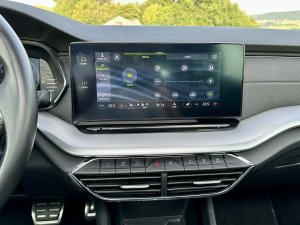 skoda-octavia-combi-20tdi-dsg-style
