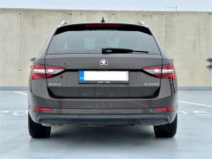 skoda-superb-lk140kwacc