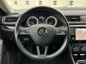 skoda-superb-lk140kwacc