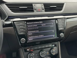 skoda-superb-lk140kwacc