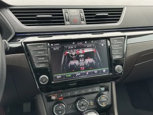 skoda-superb-lk140kwacc