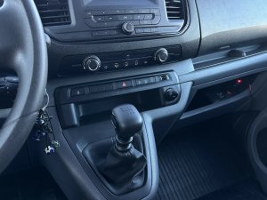 toyota-proace-verso-15d-4d
