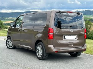 toyota-proace-verso