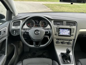 volkswagen-golf-14tsi