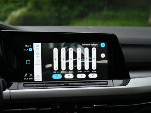 volkswagen-golf-alltrack-4m