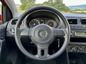 volkswagen-polo-12i-51kw-cz