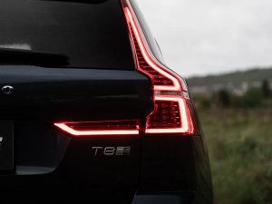 volvo-xc60-t8-twin-engine-inscription-awd