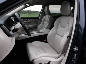 volvo-xc60-t8-twin-engine-inscription-awd