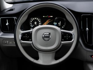 volvo-xc60-t8-twin-engine-inscription-awd