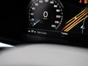 volvo-xc60-t8-twin-engine-inscription-awd