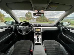 volkswagen-passat-20tdi-dsg-variant-highline