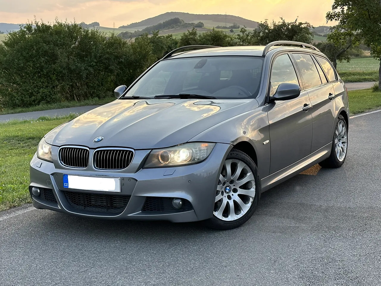BMW E91 325d Touring M-Paket