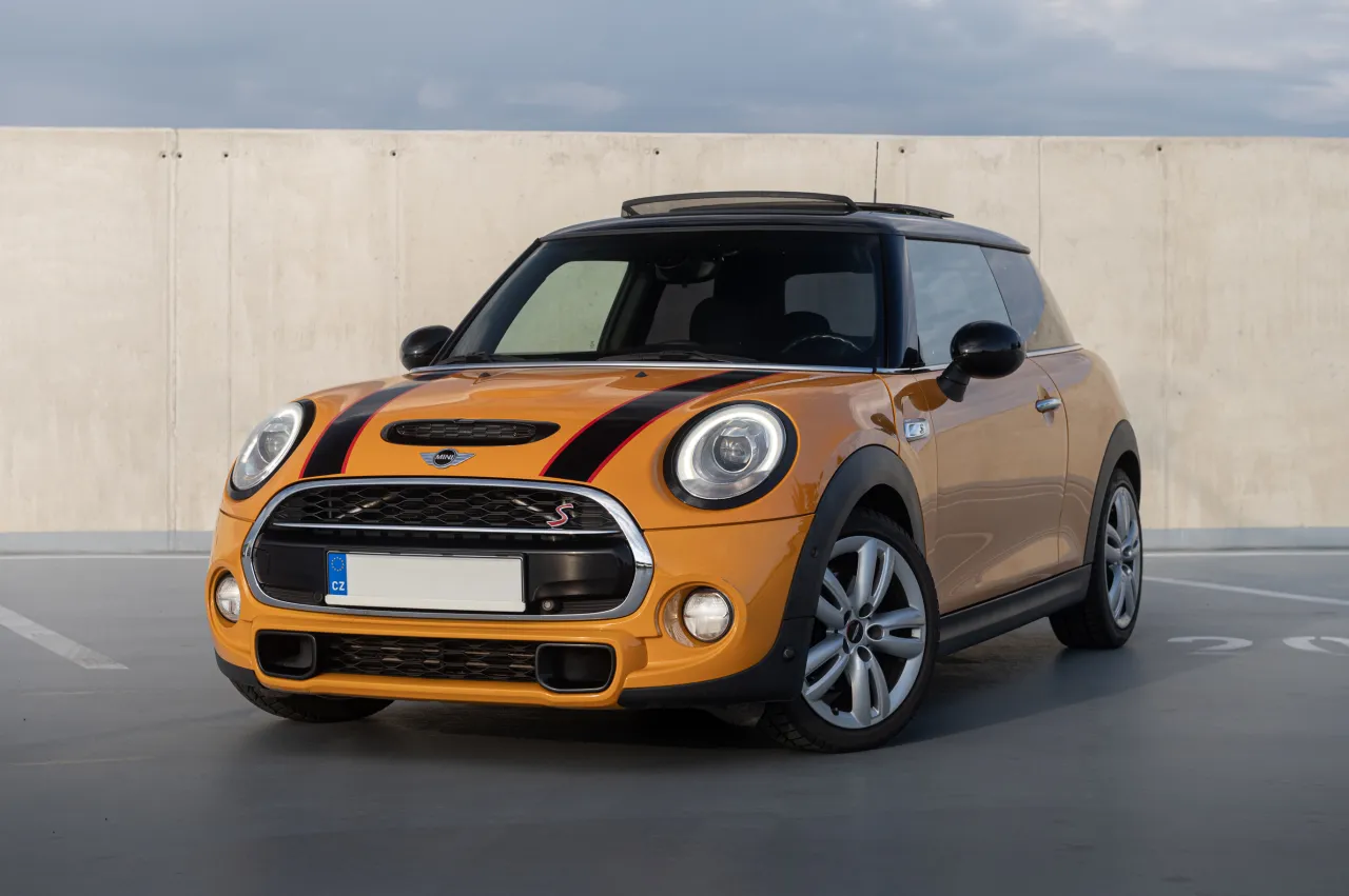 Mini Cooper S, F56